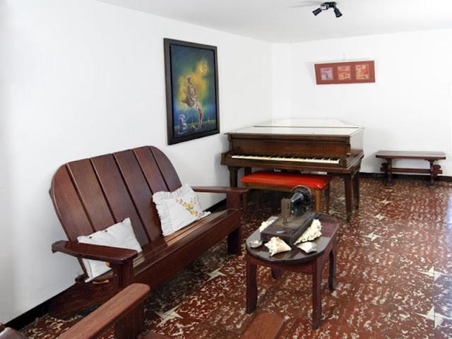 Habita Estudios Laureles Medellín Eksteriør bilde